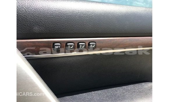 Buy Import Toyota Land Cruiser White Car in Import - Dubai in Akmecet Buy Import Toyota Land Cruiser White Car in Import - Dubai in Akmecet