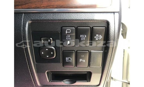 Buy Import Toyota Land Cruiser White Car in Import - Dubai in Akmecet Buy Import Toyota Land Cruiser White Car in Import - Dubai in Akmecet