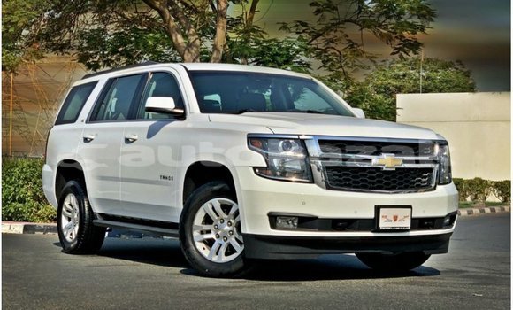 Buy Import Chevrolet Tahoe White Car in Import - Dubai in Akmecet