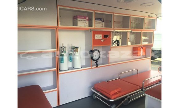 Buy Import Toyota Hiace White Car in Import - Dubai in Akmecet Buy Import Toyota Hiace White Car in Import - Dubai in Akmecet