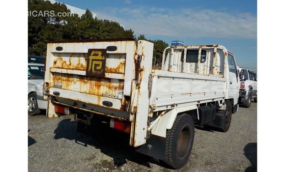 Buy Import Toyota Dyna White Car in Import - Dubai in Akmecet Buy Import Toyota Dyna White Car in Import - Dubai in Akmecet