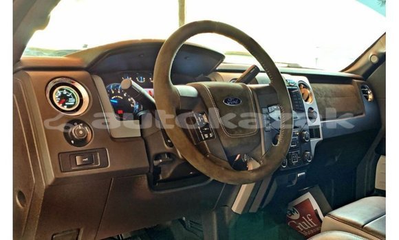 Buy Import Ford Club Wagon Red Car in Import - Dubai in Akmecet Buy Import Ford Club Wagon Red Car in Import - Dubai in Akmecet