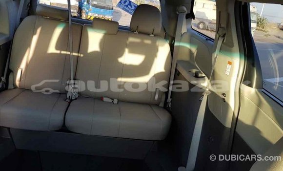 Buy Import Toyota Sienna White Car in Import - Dubai in Akmecet Buy Import Toyota Sienna White Car in Import - Dubai in Akmecet
