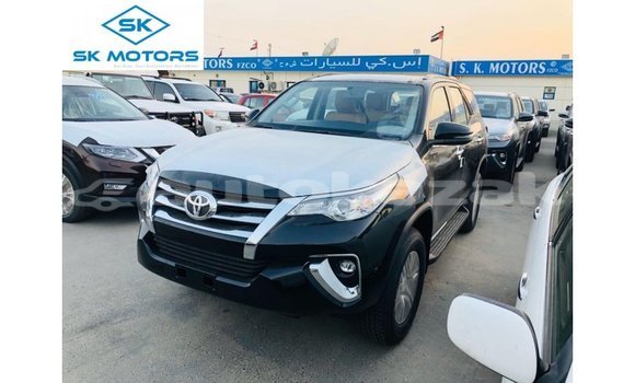 Buy Import Toyota Fortuner Black Car in Import - Dubai in Akmecet