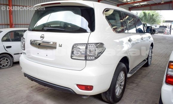Buy Import Nissan Patrol White Car in Import - Dubai in Akmecet Buy Import Nissan Patrol White Car in Import - Dubai in Akmecet