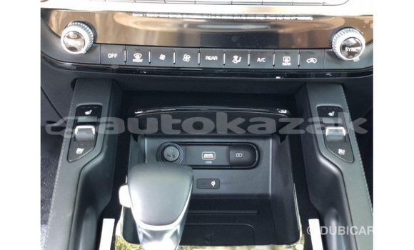 Buy Import Kia Carens White Car in Import - Dubai in Akmecet Buy Import Kia Carens White Car in Import - Dubai in Akmecet