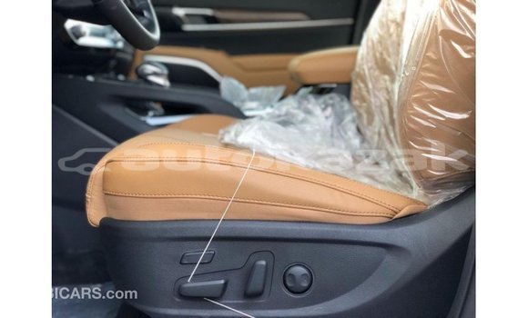 Buy Import Kia Carens White Car in Import - Dubai in Akmecet Buy Import Kia Carens White Car in Import - Dubai in Akmecet