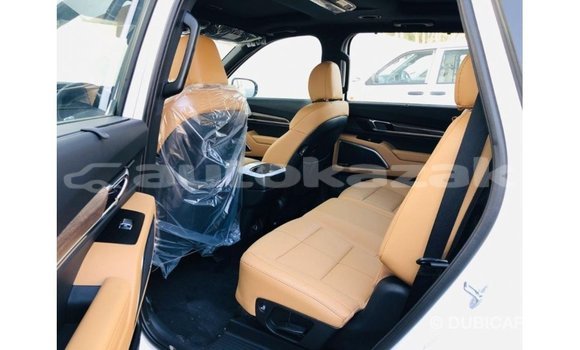 Buy Import Kia Carens White Car in Import - Dubai in Akmecet Buy Import Kia Carens White Car in Import - Dubai in Akmecet