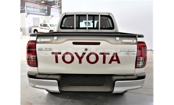 Buy Import Toyota Hilux White Car in Import - Dubai in Akmecet Buy Import Toyota Hilux White Car in Import - Dubai in Akmecet