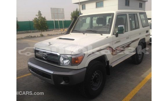 Buy Import Toyota Land Cruiser White Car in Import - Dubai in Akmecet Buy Import Toyota Land Cruiser White Car in Import - Dubai in Akmecet