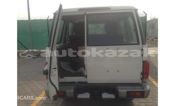 Buy Import Toyota Land Cruiser White Car in Import - Dubai in Akmecet Buy Import Toyota Land Cruiser White Car in Import - Dubai in Akmecet