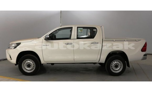 Buy Import Toyota Hilux White Car in Import - Dubai in Akmecet Buy Import Toyota Hilux White Car in Import - Dubai in Akmecet