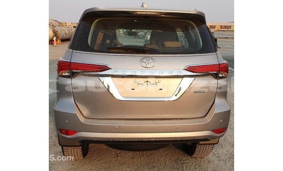 Buy Import Toyota Fortuner Other Car in Import - Dubai in Akmecet Buy Import Toyota Fortuner Other Car in Import - Dubai in Akmecet