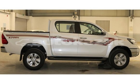 Buy Import Toyota Hilux White Car in Import - Dubai in Akmecet Buy Import Toyota Hilux White Car in Import - Dubai in Akmecet