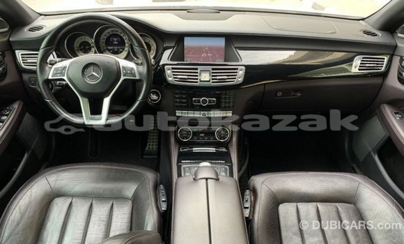 Buy Import Mercedes-Benz 190 White Car in Import - Dubai in Akmecet Buy Import Mercedes-Benz 190 White Car in Import - Dubai in Akmecet