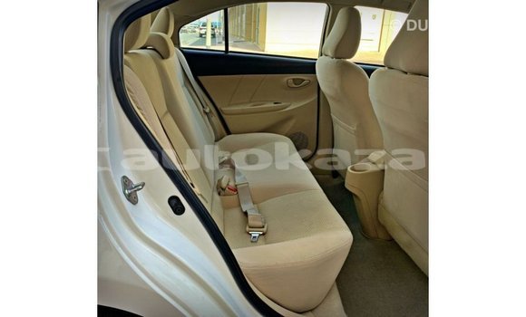 Buy Import Toyota Yaris White Car in Import - Dubai in Akmecet Buy Import Toyota Yaris White Car in Import - Dubai in Akmecet