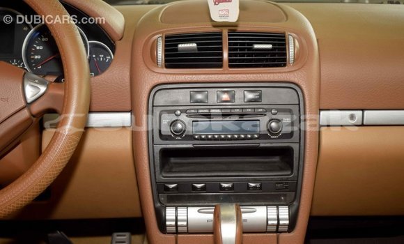 Buy Import Porsche Cayenne Green Car in Import - Dubai in Akmecet Buy Import Porsche Cayenne Green Car in Import - Dubai in Akmecet