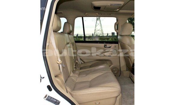 Buy Import Lexus LX White Car in Import - Dubai in Akmecet Buy Import Lexus LX White Car in Import - Dubai in Akmecet