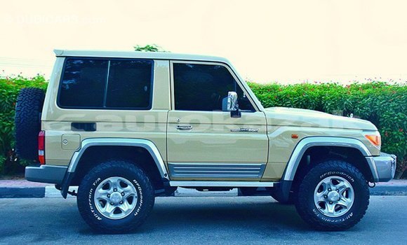 Buy Import Toyota Land Cruiser Beige Car in Import - Dubai in Akmecet Buy Import Toyota Land Cruiser Beige Car in Import - Dubai in Akmecet