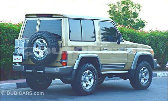 Buy Import Toyota Land Cruiser Beige Car in Import - Dubai in Akmecet Buy Import Toyota Land Cruiser Beige Car in Import - Dubai in Akmecet