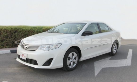 Buy Import Toyota Camry White Car in Import - Dubai in Akmecet Buy Import Toyota Camry White Car in Import - Dubai in Akmecet