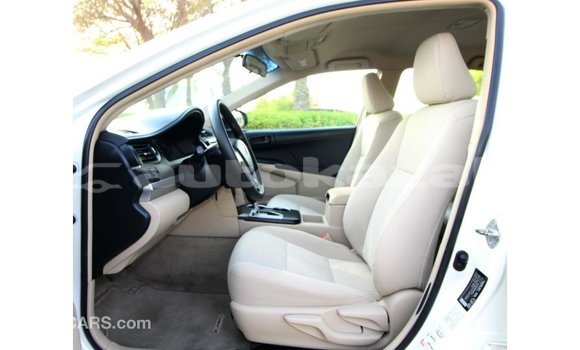 Buy Import Toyota Camry White Car in Import - Dubai in Akmecet Buy Import Toyota Camry White Car in Import - Dubai in Akmecet