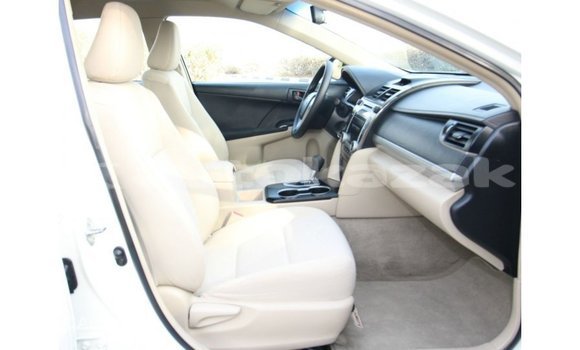 Buy Import Toyota Camry White Car in Import - Dubai in Akmecet Buy Import Toyota Camry White Car in Import - Dubai in Akmecet