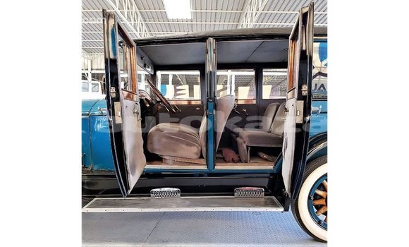 Buy Import Buick Electra Blue Car in Import - Dubai in Akmecet Buy Import Buick Electra Blue Car in Import - Dubai in Akmecet