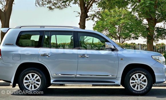Buy Import Toyota Land Cruiser Blue Car in Import - Dubai in Akmecet Buy Import Toyota Land Cruiser Blue Car in Import - Dubai in Akmecet