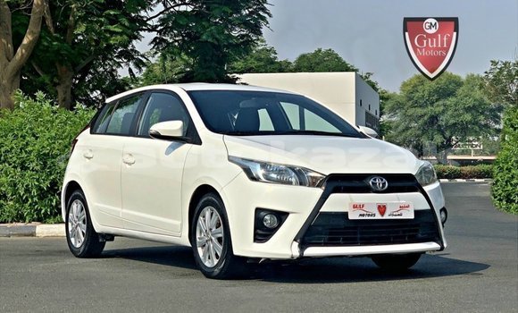 Buy Import Toyota Yaris White Car in Import - Dubai in Akmecet