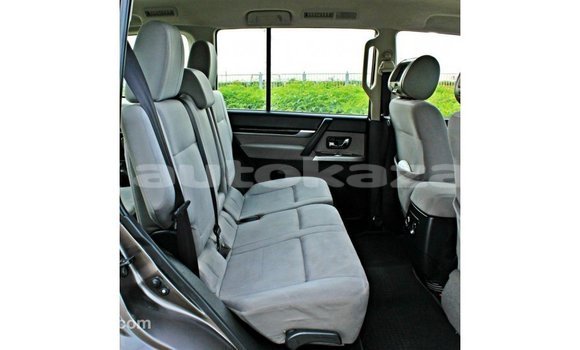 Buy Import Mitsubishi Pajero Brown Car in Import - Dubai in Akmecet Buy Import Mitsubishi Pajero Brown Car in Import - Dubai in Akmecet