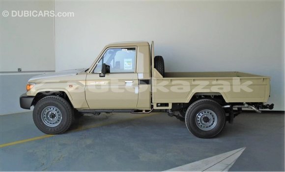 Buy Import Toyota Land Cruiser Beige Car in Import - Dubai in Akmecet Buy Import Toyota Land Cruiser Beige Car in Import - Dubai in Akmecet