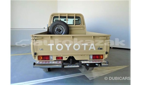 Buy Import Toyota Land Cruiser Beige Car in Import - Dubai in Akmecet Buy Import Toyota Land Cruiser Beige Car in Import - Dubai in Akmecet