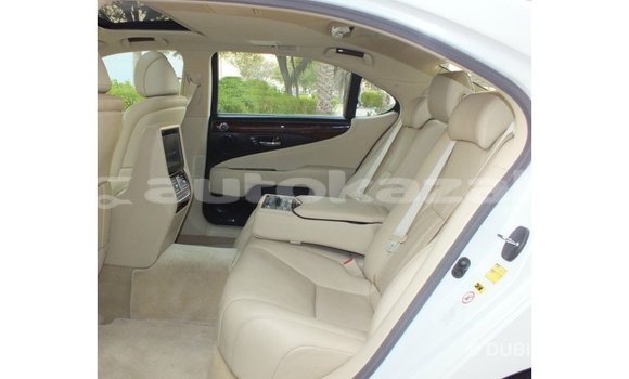 Buy Import Lexus LS White Car in Import - Dubai in Akmecet Buy Import Lexus LS White Car in Import - Dubai in Akmecet