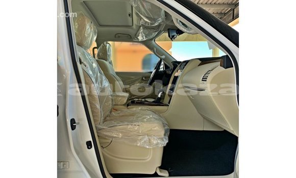 Buy Import Nissan Patrol White Car in Import - Dubai in Akmecet Buy Import Nissan Patrol White Car in Import - Dubai in Akmecet