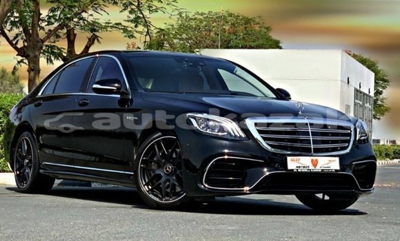 Buy Import Mercedes-Benz 190 Black Car in Import - Dubai in Akmecet