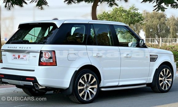Buy Import Land Rover Range Rover White Car in Import - Dubai in Akmecet Buy Import Land Rover Range Rover White Car in Import - Dubai in Akmecet
