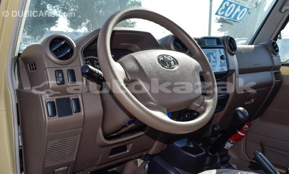 Buy Import Toyota Land Cruiser Beige Car in Import - Dubai in Akmecet Buy Import Toyota Land Cruiser Beige Car in Import - Dubai in Akmecet