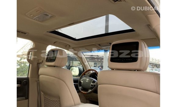 Buy Import Toyota Land Cruiser White Car in Import - Dubai in Akmecet Buy Import Toyota Land Cruiser White Car in Import - Dubai in Akmecet