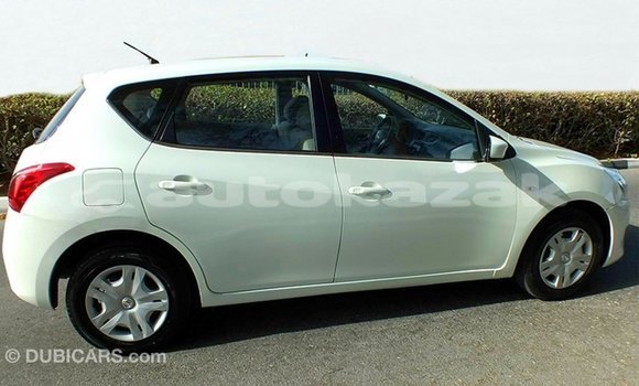 Buy Import Nissan Tiida White Car in Import - Dubai in Akmecet Buy Import Nissan Tiida White Car in Import - Dubai in Akmecet