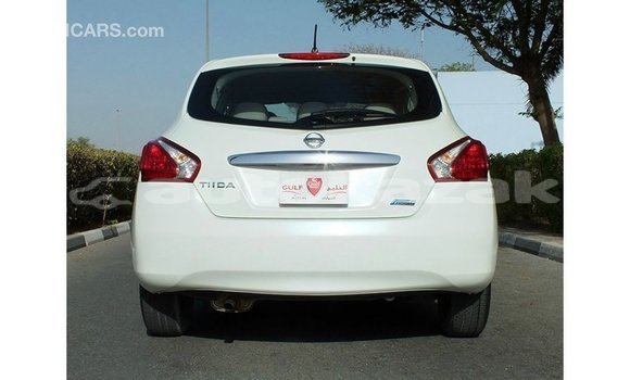 Buy Import Nissan Tiida White Car in Import - Dubai in Akmecet Buy Import Nissan Tiida White Car in Import - Dubai in Akmecet