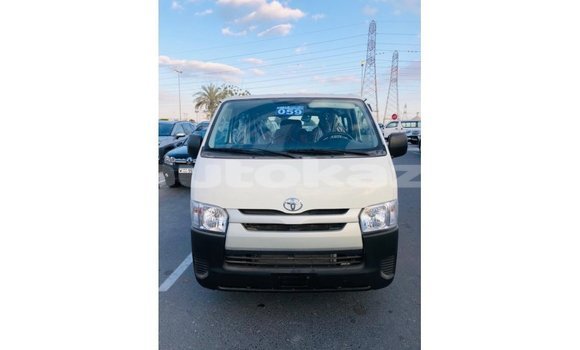 Buy Import Toyota Hiace White Car in Import - Dubai in Akmecet Buy Import Toyota Hiace White Car in Import - Dubai in Akmecet