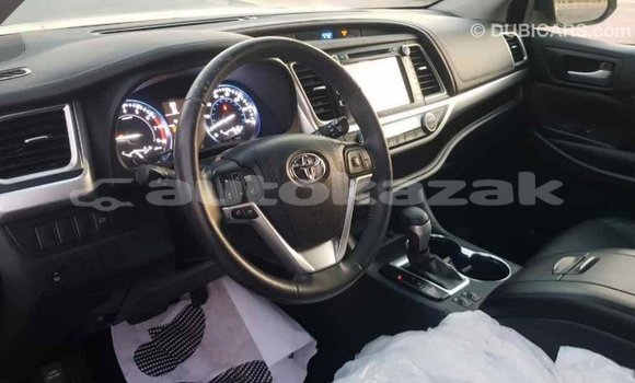 Buy Import Toyota Highlander Black Car in Import - Dubai in Akmecet Buy Import Toyota Highlander Black Car in Import - Dubai in Akmecet