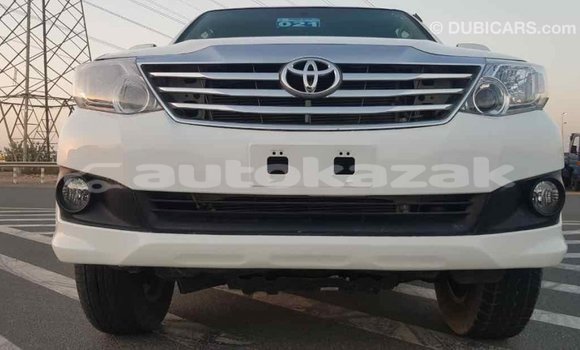 Buy Import Toyota Fortuner White Car in Import - Dubai in Akmecet Buy Import Toyota Fortuner White Car in Import - Dubai in Akmecet