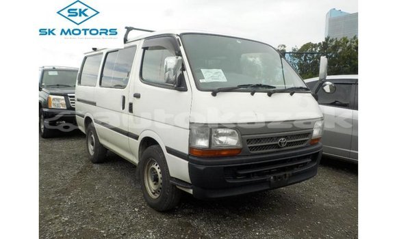 Buy Import Toyota Hiace White Car in Import - Dubai in Akmecet