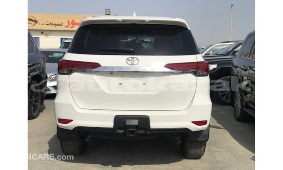 Buy Import Toyota Fortuner White Car in Import - Dubai in Akmecet Buy Import Toyota Fortuner White Car in Import - Dubai in Akmecet