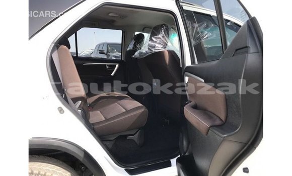 Buy Import Toyota Fortuner White Car in Import - Dubai in Akmecet Buy Import Toyota Fortuner White Car in Import - Dubai in Akmecet