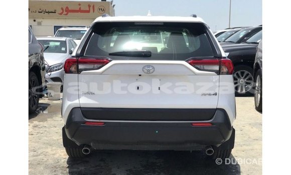 Buy Import Toyota 4Runner White Car in Import - Dubai in Akmecet Buy Import Toyota 4Runner White Car in Import - Dubai in Akmecet