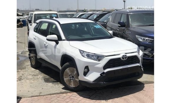 Buy Import Toyota 4Runner White Car in Import - Dubai in Akmecet Buy Import Toyota 4Runner White Car in Import - Dubai in Akmecet