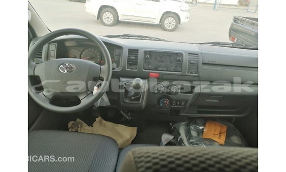 Buy Import Toyota Hiace White Car in Import - Dubai in Akmecet Buy Import Toyota Hiace White Car in Import - Dubai in Akmecet